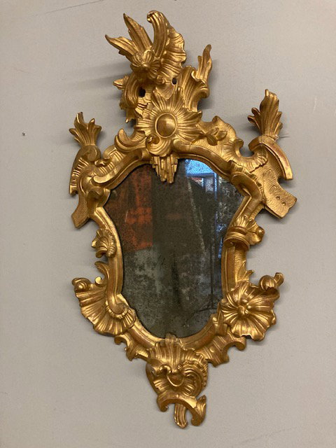 Antica specchiera foglia Oro Italia centrale epoca  XVIII sec. Mis 86 x 54